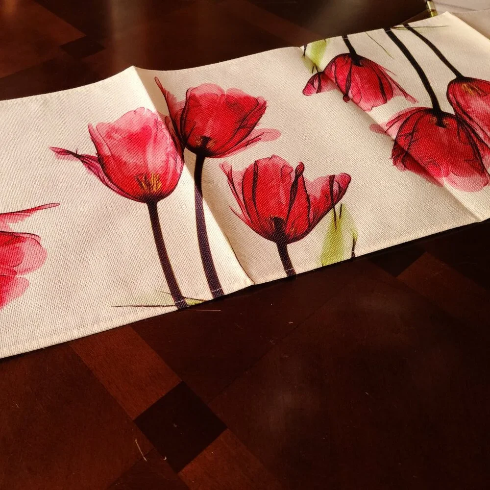 Floral Table Runner Spring Decor Farmhouse Cottage Dining Red Decorative Cloth